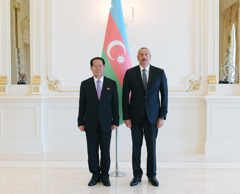 Prezident yeni səfirləri qəbul etdi -  FOTOLAR - YENİLƏNİB