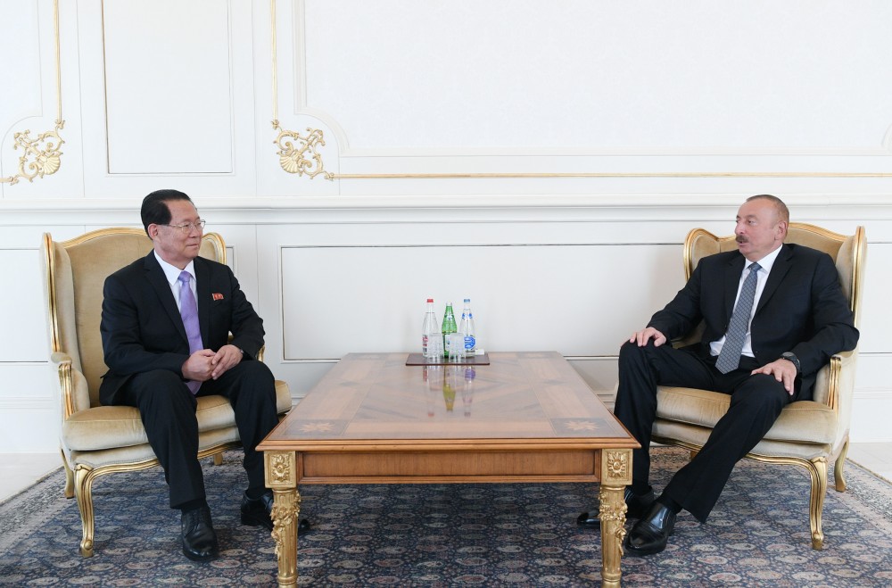 Prezident yeni səfirləri qəbul etdi -  FOTOLAR - YENİLƏNİB