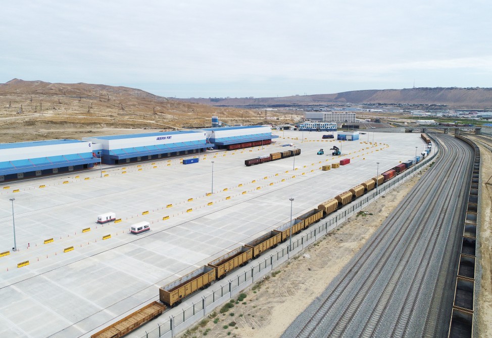 İlham Əliyev Logistika Mərkəzinin açılışında   - YENİLƏNİB - FOTOLAR