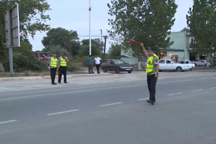  Yol polisindən REYD:   51 sürücü saxlanıldı (FOTO)