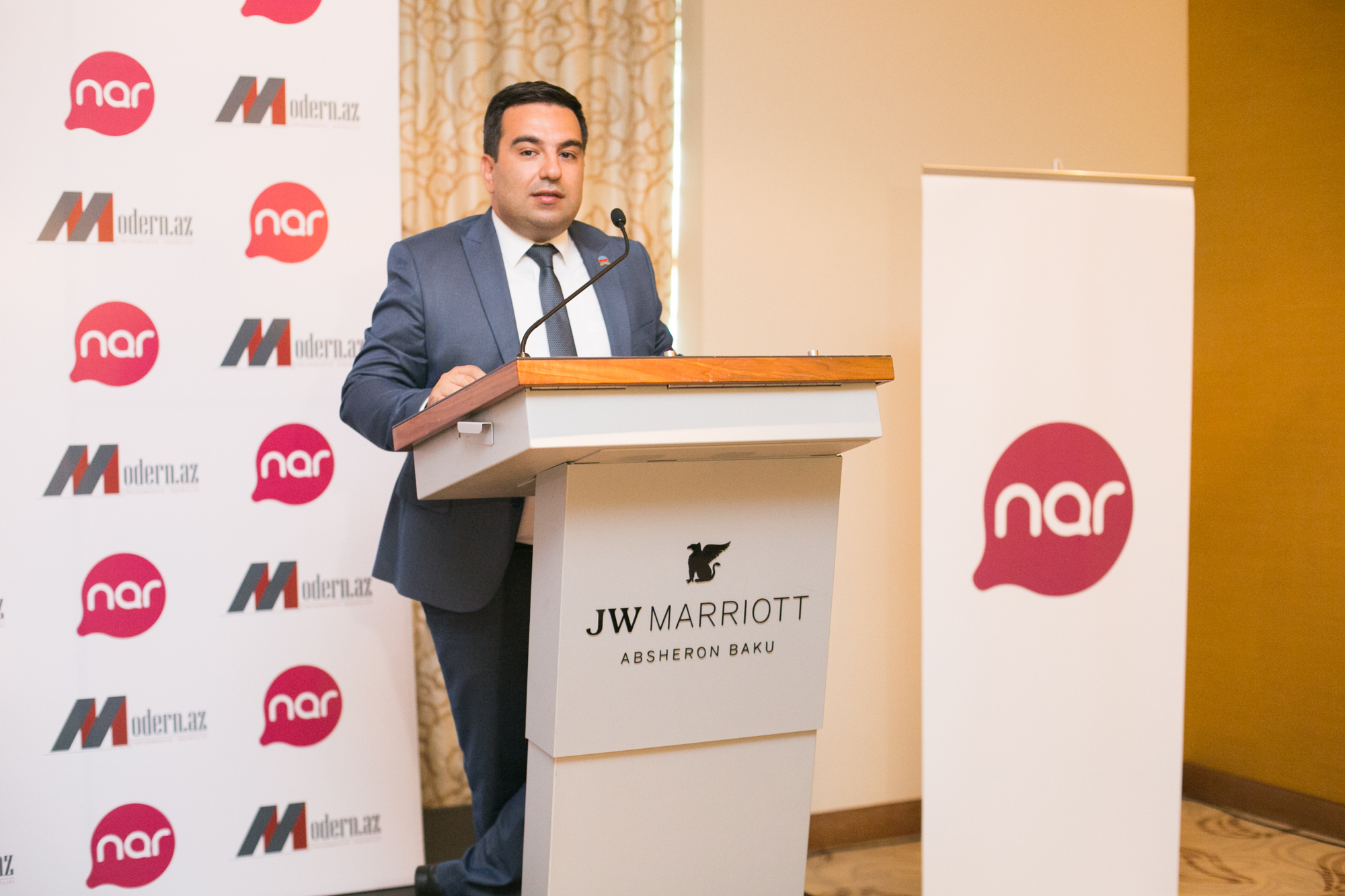 Nar 700 bal toplamış abituriyentləri mükafatlandırdı  - FOTOLAR