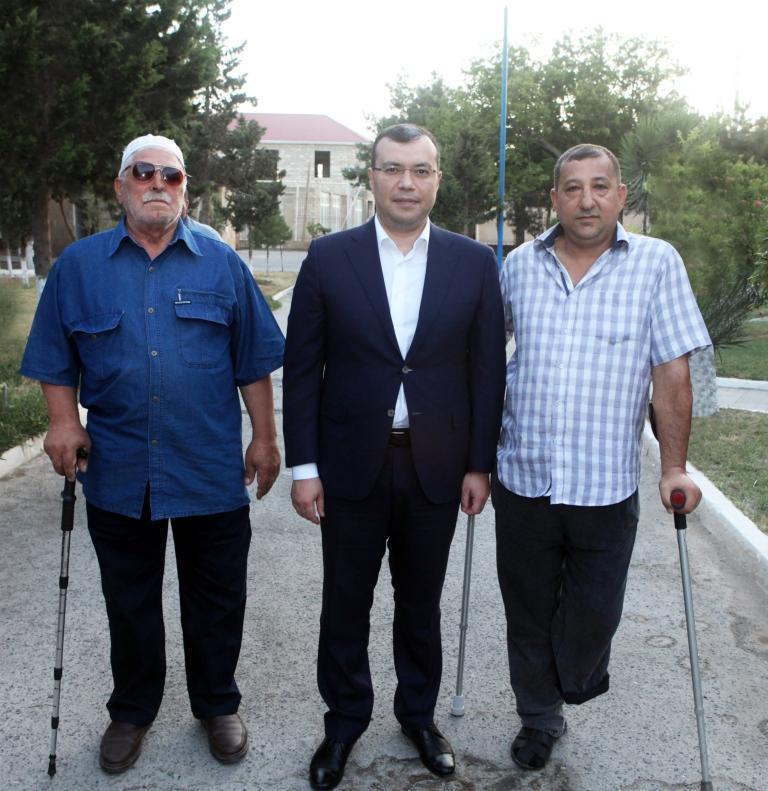 Sahil Babayev əlillərlə görüşdü  - FOTOLAR