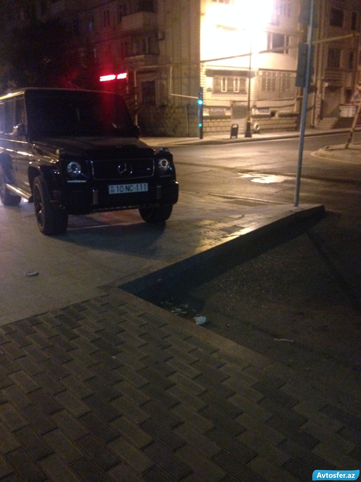 Müğənni Xatirə İslam Galenvagenlə kobud qayda pozdu -  FOTOLAR