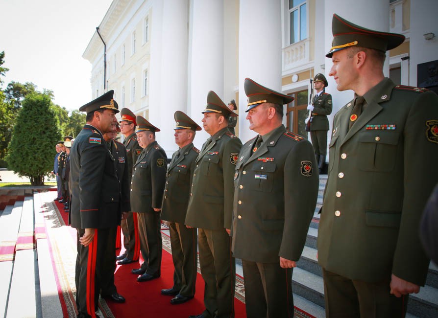 Nəcməddin Sadıkov belaruslu həmkarı ilə görüşdü   - FOTO