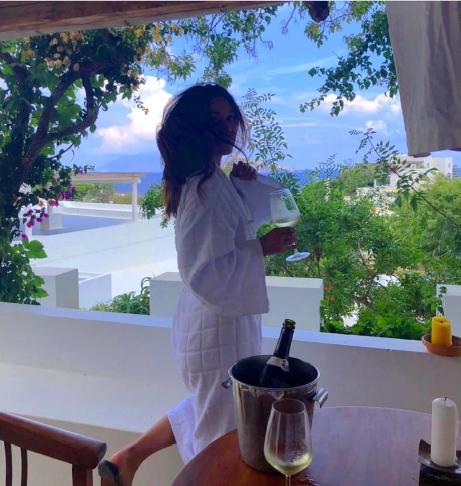 Azərbaycanlı model ad gününü belə keçirir -  FOTOLAR