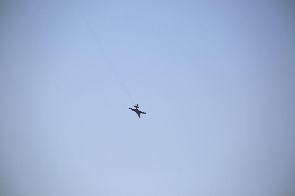 Həyəcan siqnalı verildi: SU-25- lər havaya qaldırıldı - FOTOLAR