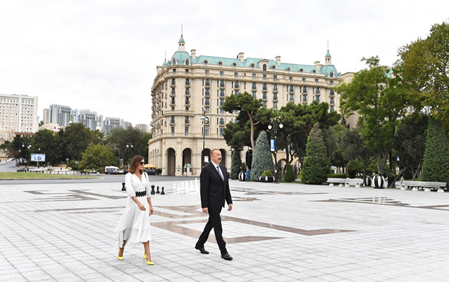 İlham Əliyev və xanımı Qu quşları fəvvarə kompleksinin   AÇILIŞINDA - FOTOLAR