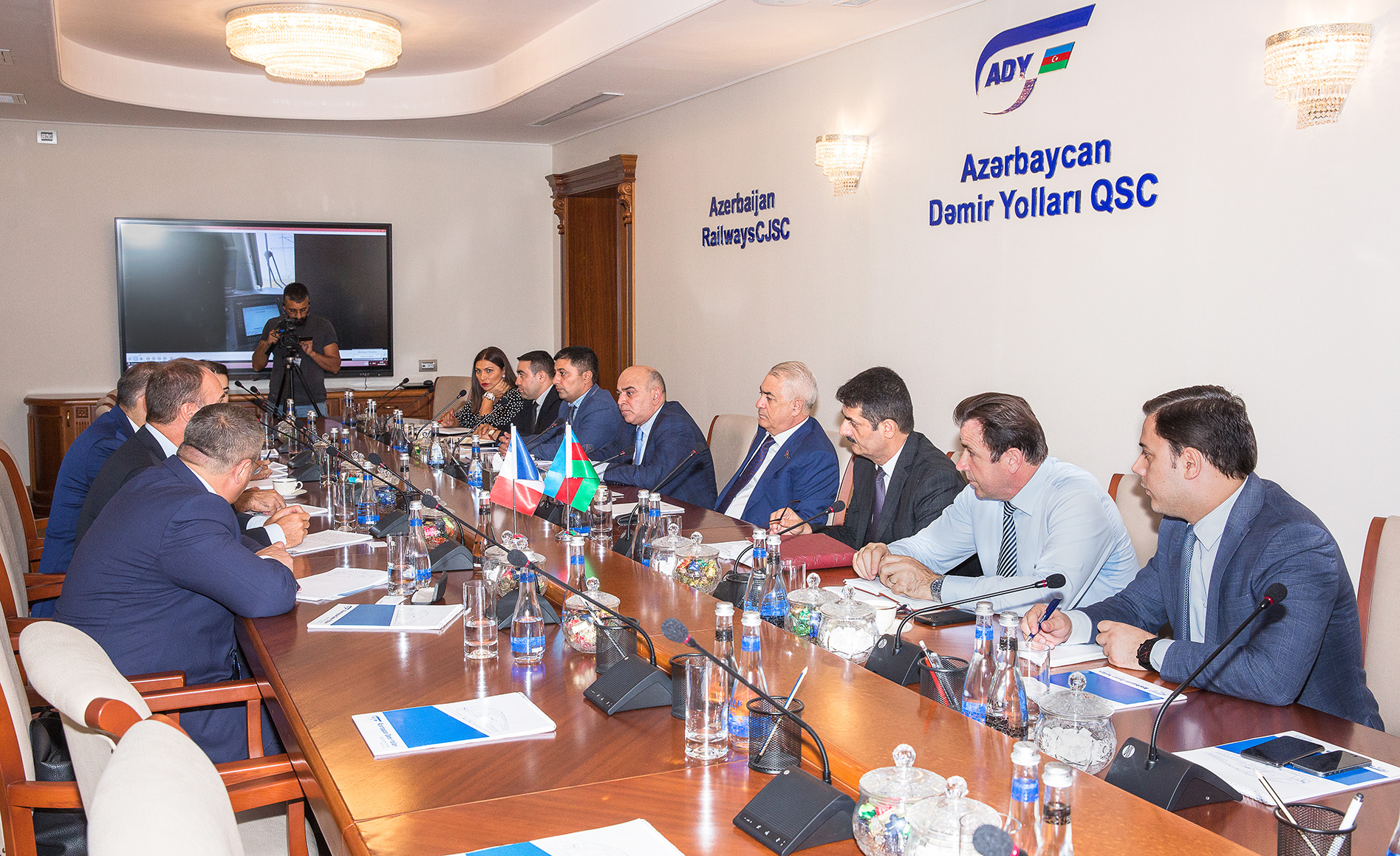 Azərbaycanda iki sistemli sərnişin lokomotivlərinin sınağı keçirildi  - FOTOLAR