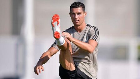 Ronaldonun gözünün altını qaraltdılar   - Sevgilisi döyüb? - FOTO