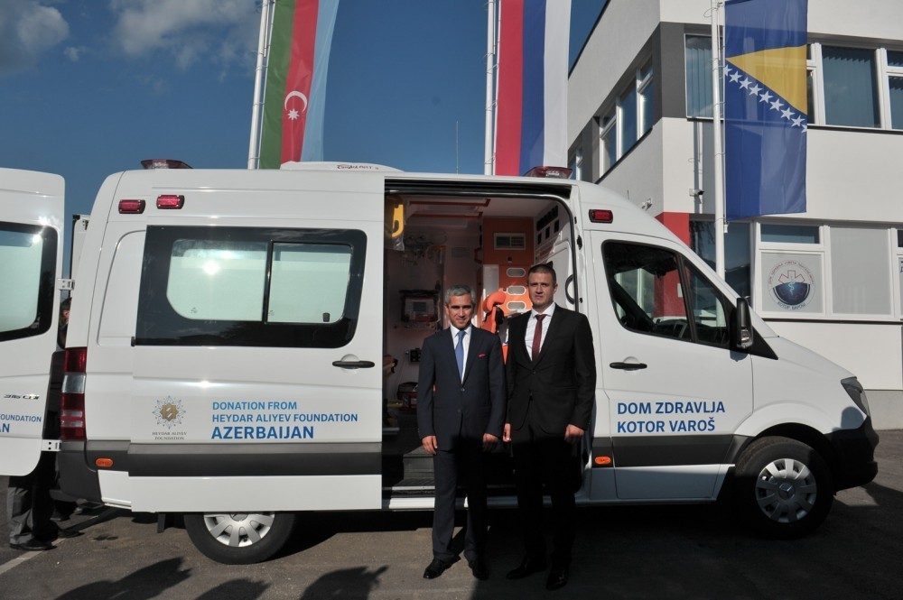 Heydər Əliyev Fondu Bosniyada Təcili Tibbi Yardım Mərkəzi inşa etdirdi - FOTOLAR