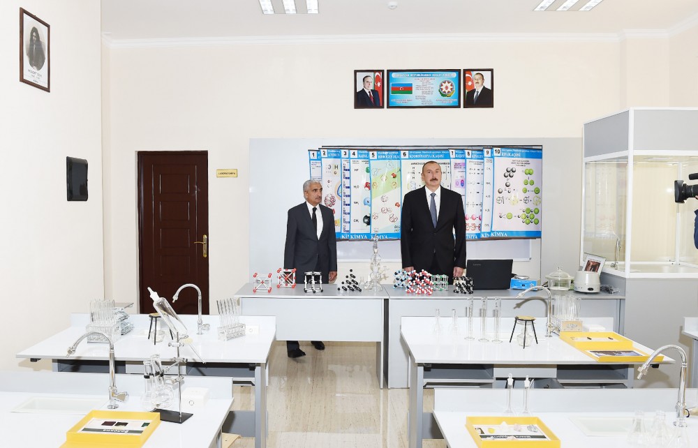Dövlət başçısı Nardaran, Maştağa, Zabrat qəsəbəsində -  MƏKTƏB AÇILIŞLARINDA (FOTOLAR-YENİLƏNİB)