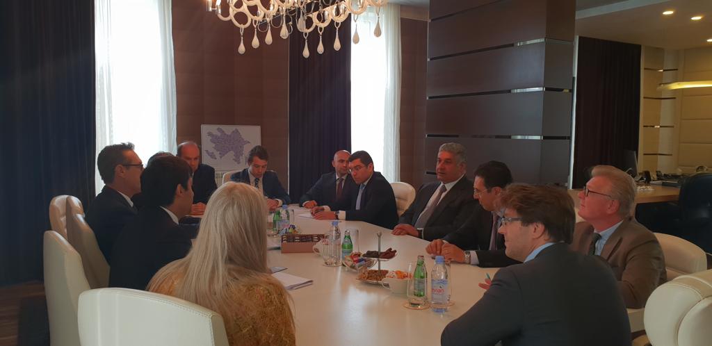 Azərbaycan səviyyəsinə yüksəlməsini arzu edirəm  - Vitse-kansler