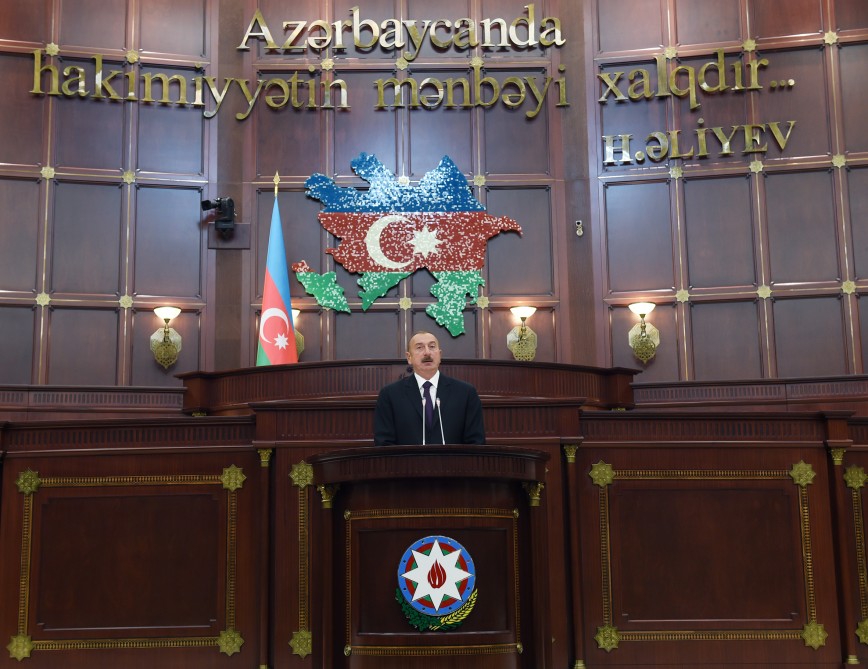  İlham Əliyev Milli Məclisin təntənəli iclasında   - FOTOLAR (YENİLƏNİB)