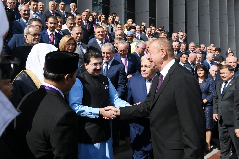  İlham Əliyev Milli Məclisin təntənəli iclasında   - FOTOLAR (YENİLƏNİB)