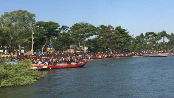 Üç ölkənin sərhədində DƏHŞƏTLİ HADİSƏ:  400-dən çox insan... - FOTO