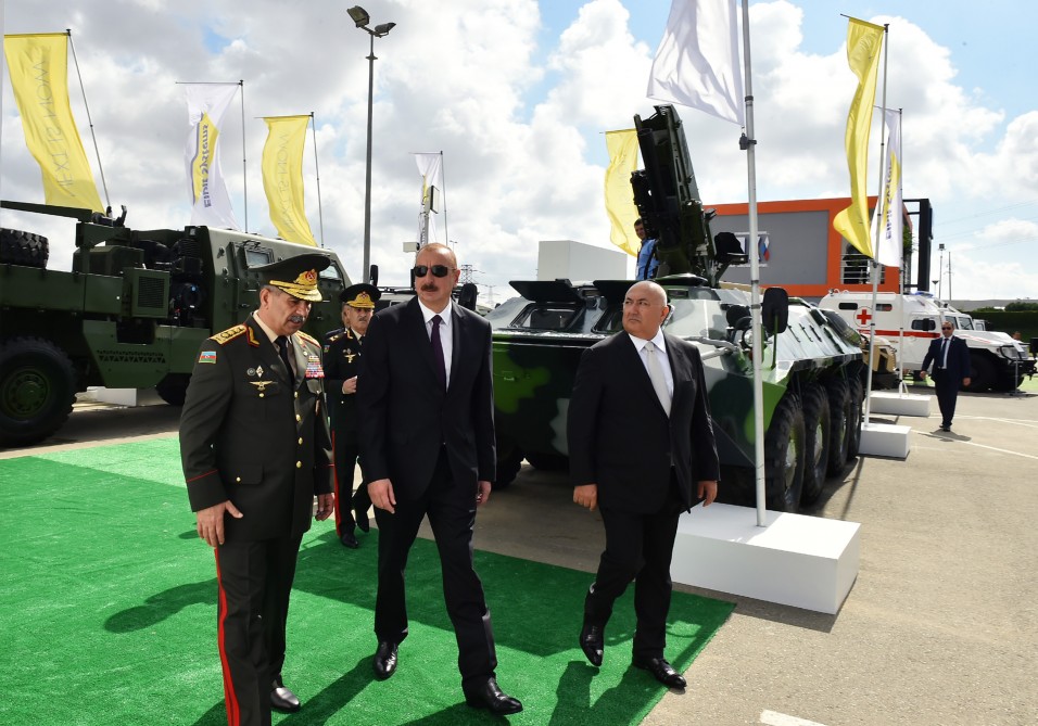 İlham Əliyev III ADEX-2018 sərgisində     - FOTOLAR