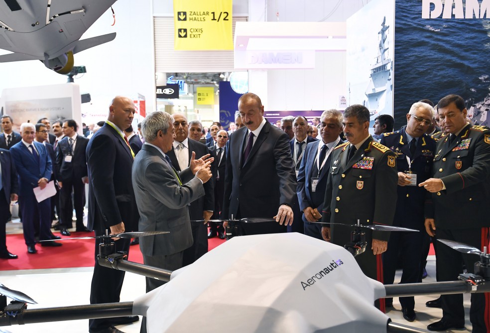 İlham Əliyev III ADEX-2018 sərgisində     - FOTOLAR