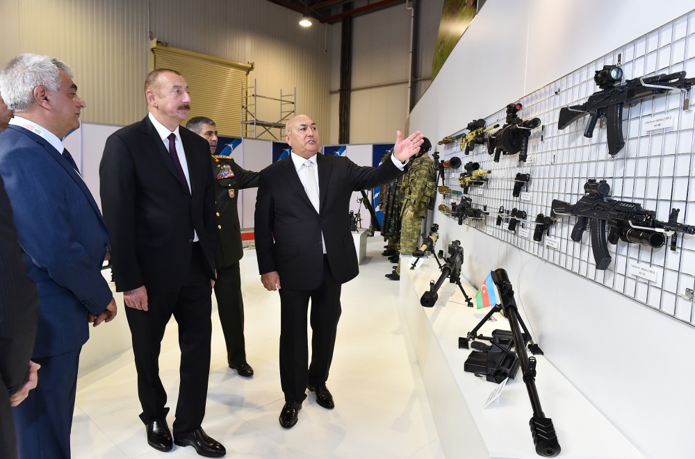 İlham Əliyev III ADEX-2018 sərgisində     - FOTOLAR