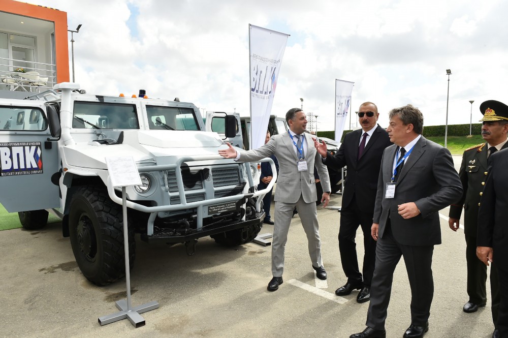 İlham Əliyev III ADEX-2018 sərgisində     - FOTOLAR