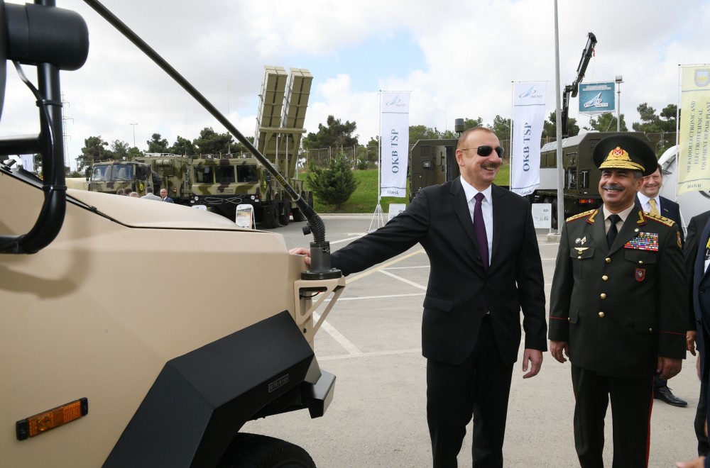 İlham Əliyev III ADEX-2018 sərgisində     - FOTOLAR