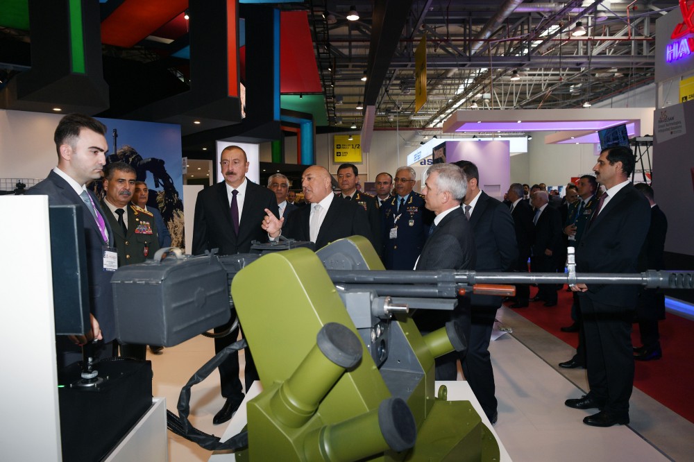 İlham Əliyev III ADEX-2018 sərgisində     - FOTOLAR