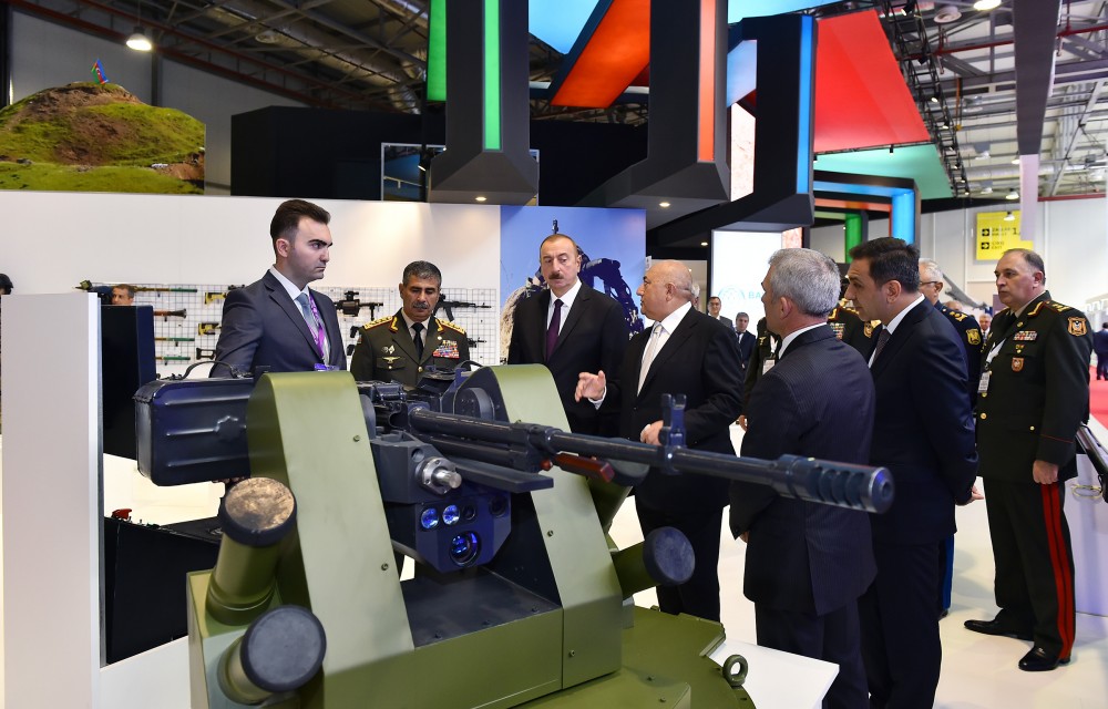 İlham Əliyev III ADEX-2018 sərgisində     - FOTOLAR