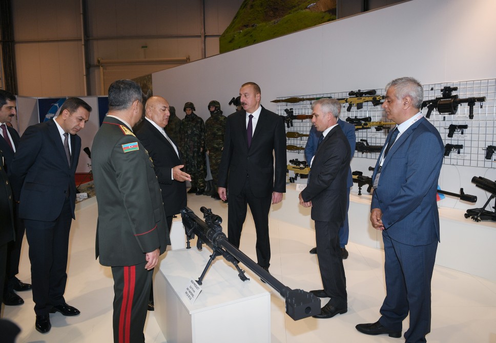 İlham Əliyev III ADEX-2018 sərgisində     - FOTOLAR