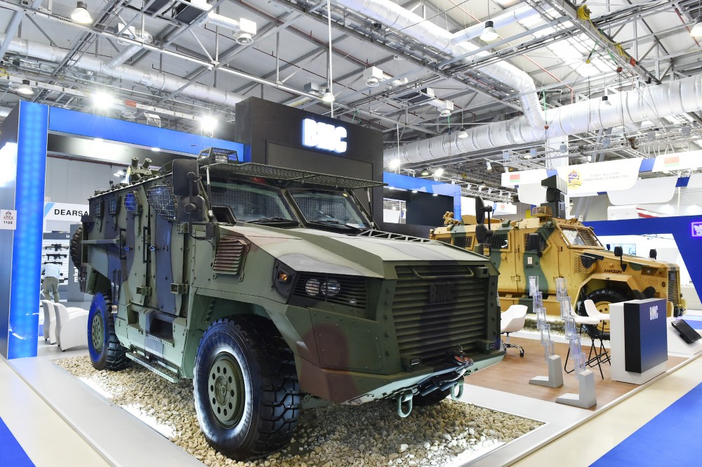 İlham Əliyev III ADEX-2018 sərgisində     - FOTOLAR