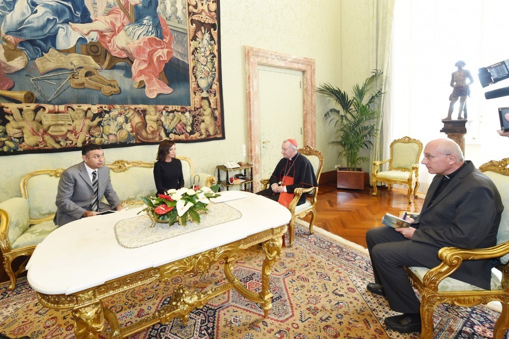 Birinci vitse-prezident Pietro Parolinlə görüşdü    - FOTO