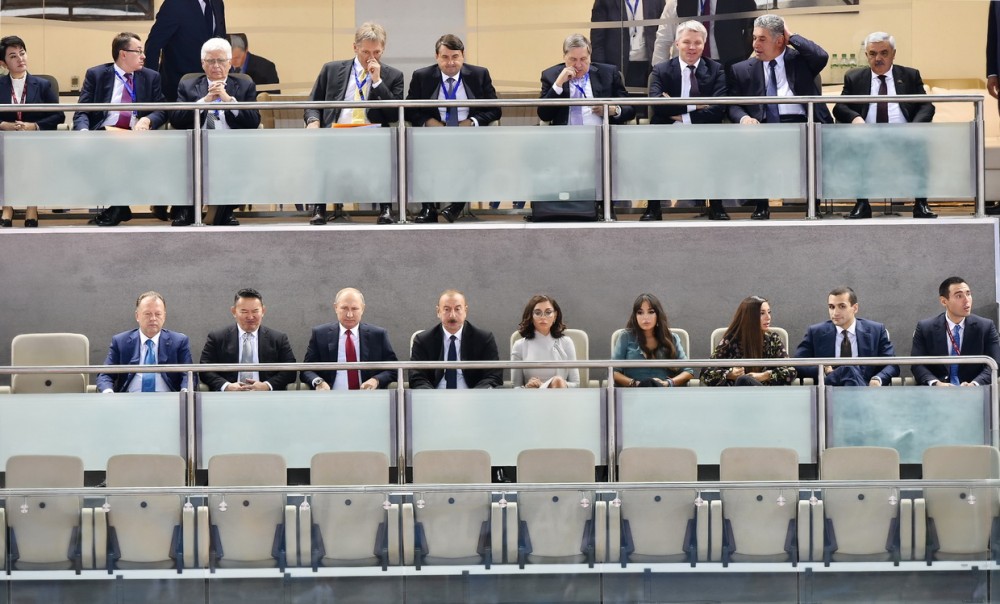 Prezident və ailəsi Putini belə qarşıladı -  FOTOLAR
