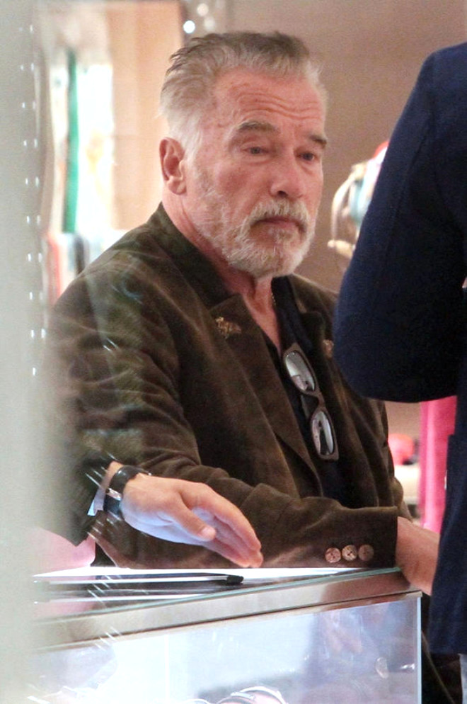 Arnold Şvartsenegger qocalıb bu hala düşdü -  FOTOLAR