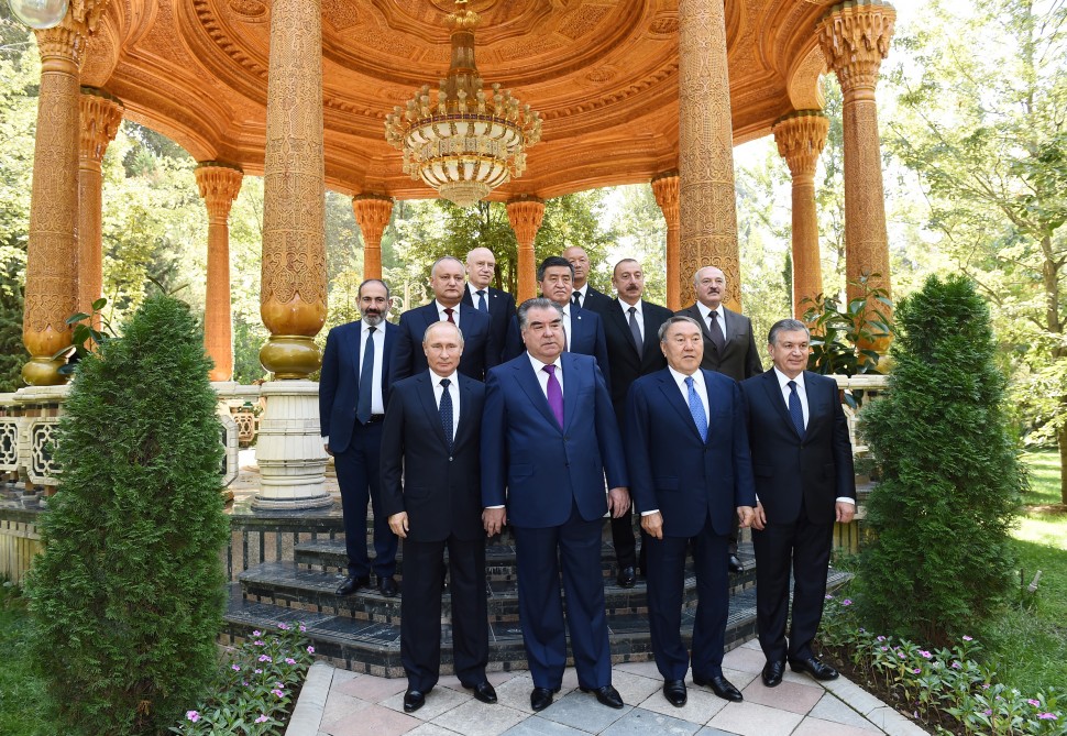 İlham Əliyev Düşənbədə    - FOTOLAR