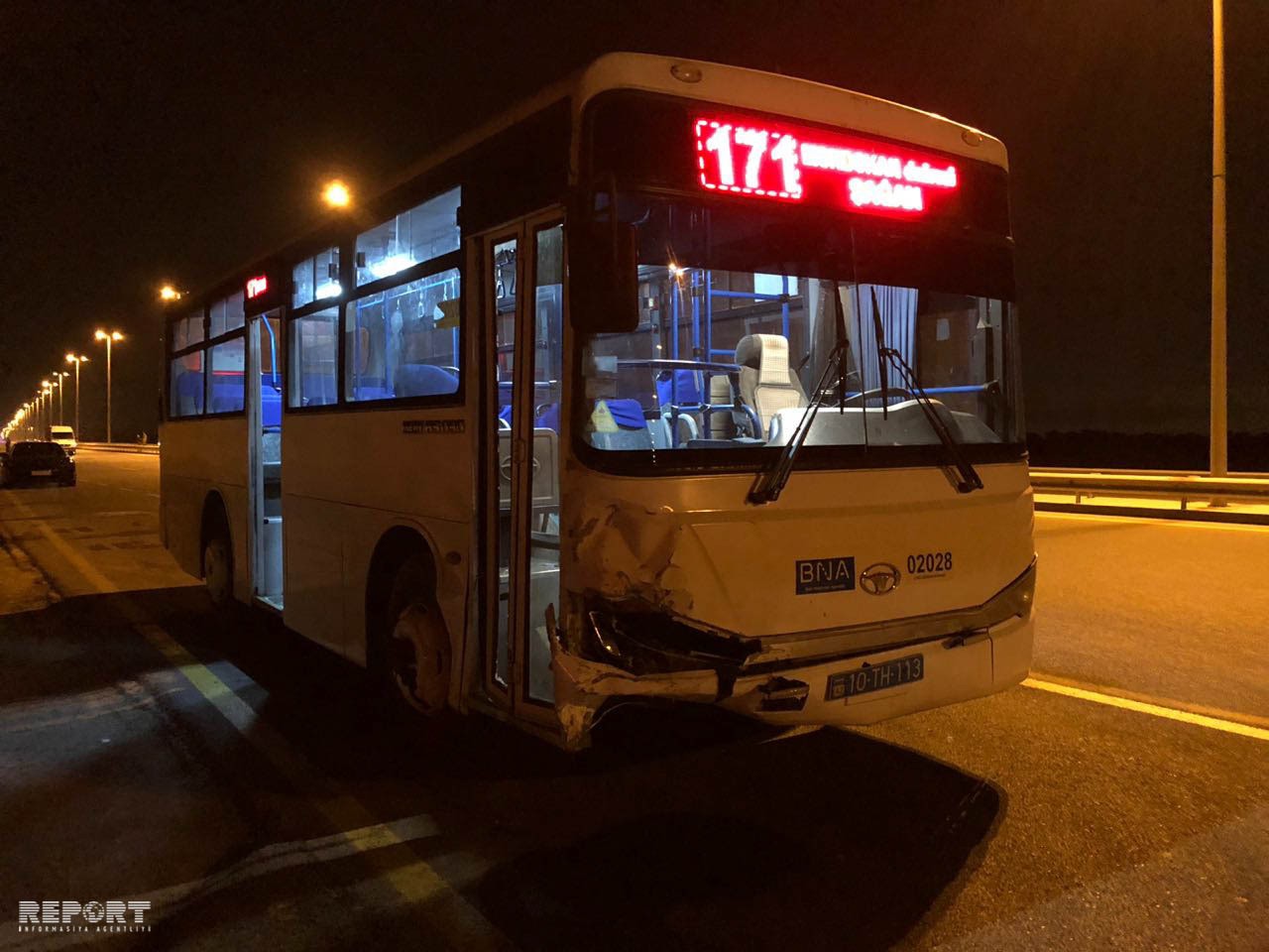 Sərnişin avtobusu ilə minik avtomobili toqquşdu -  FOTO