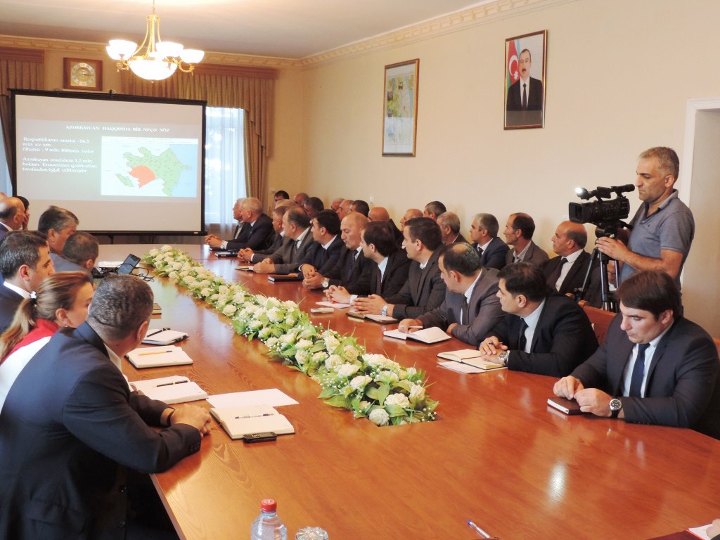 Torpaq sahibləri digər ərazini qanunsuz olaraq istifadə edə bilməyəcək  - FOTO