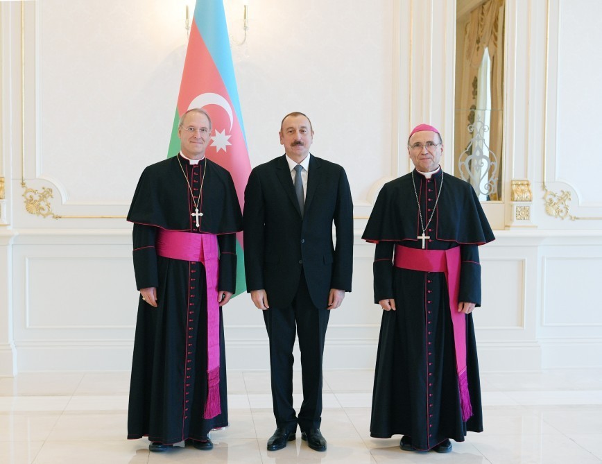 İlham Əliyev Pol Fitzpatrik Rasselin qəbul etdi    - FOTO