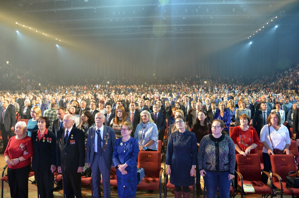 Mehriban Əliyeva müəllimlərinə təşəkkür etdi:  aldığım biliklərə...