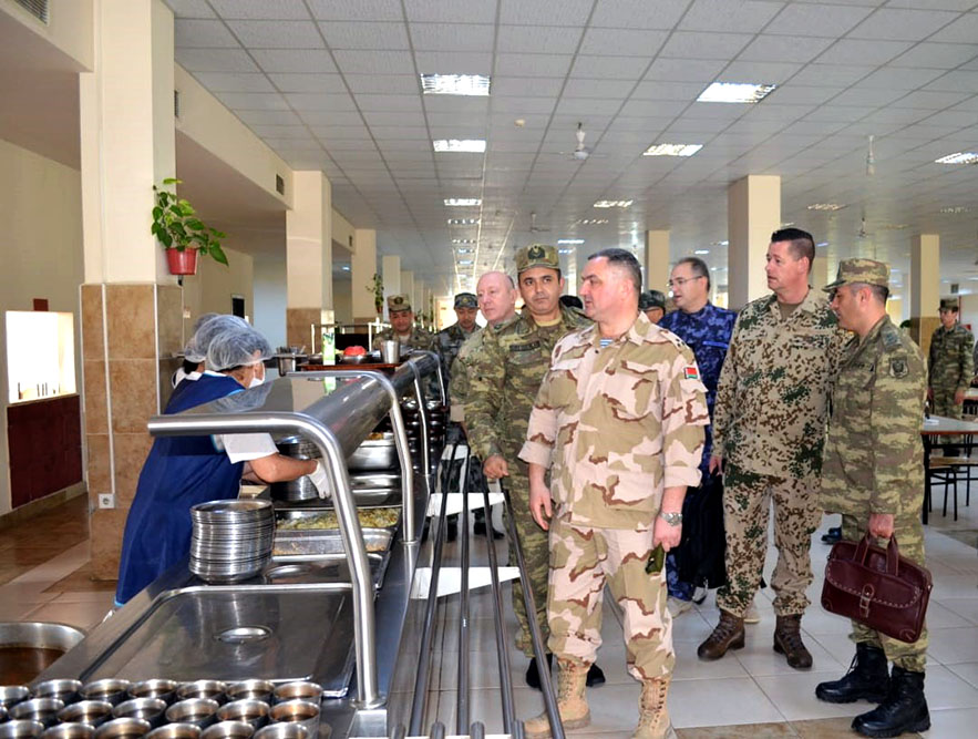 Müdafiə Nazirliyi hərbi attaşeləri topladı    - FOTOLAR