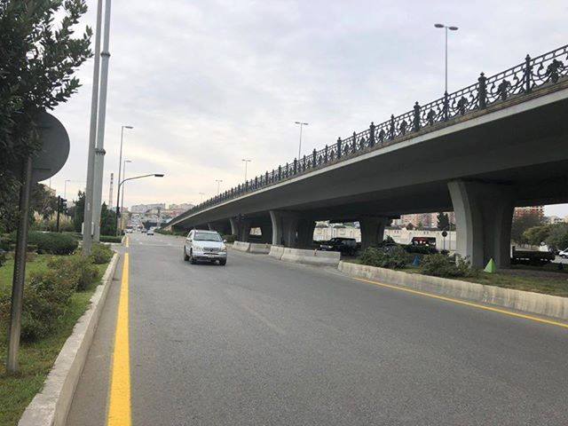 Bakının bu yollunda hərəkət bərpa olunur    - FOTO