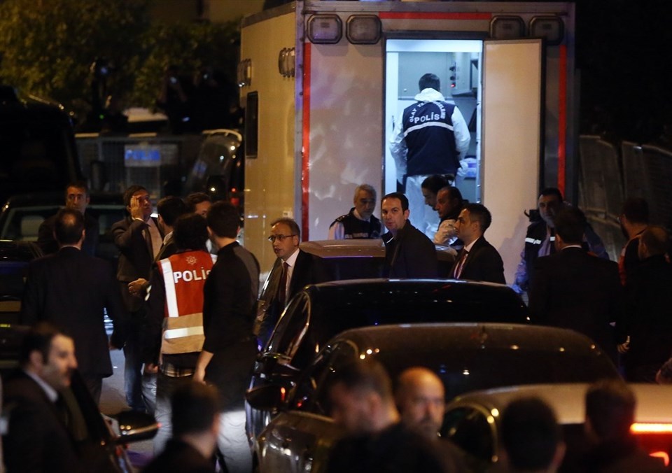 Türkiyə polisi baş  konsulluğa daxil oldu - FOTO