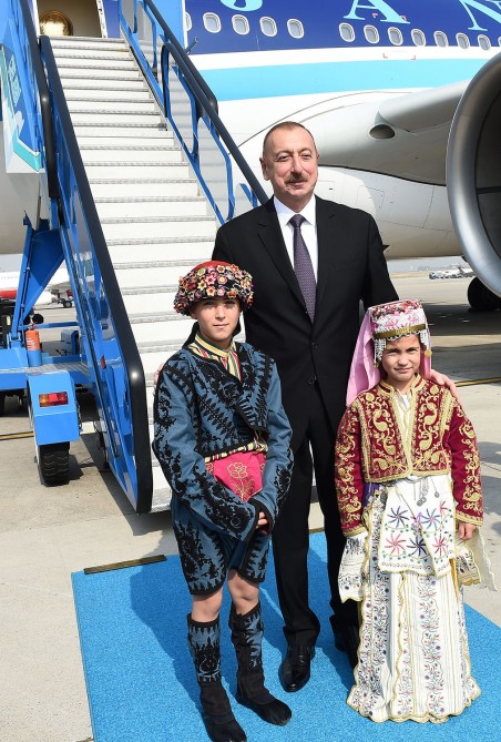 İlham Əliyev Türkiyəyə getdi   - FOTO