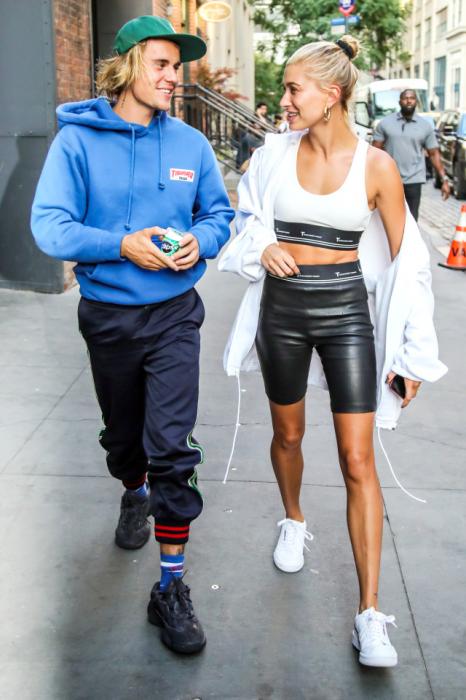 Sevgilisi evləndiklərini gizlətsə də, o...   - Məşhur müğənnidən ETİRAF 