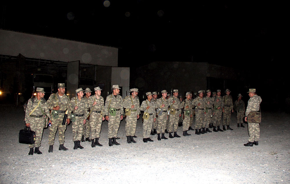 Raket və artilleriya birləşmələri döyüş atışlı təlimlər keçirir  - FOTO