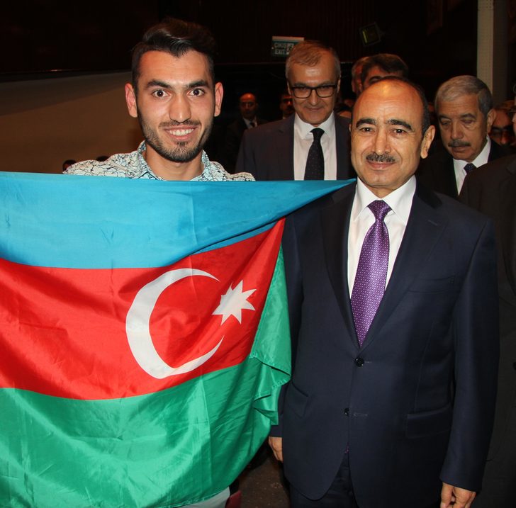 Ermənilərin içindəki caniləri dünyaya nümayiş etdirmək istəyirik -  Əli Həsənov