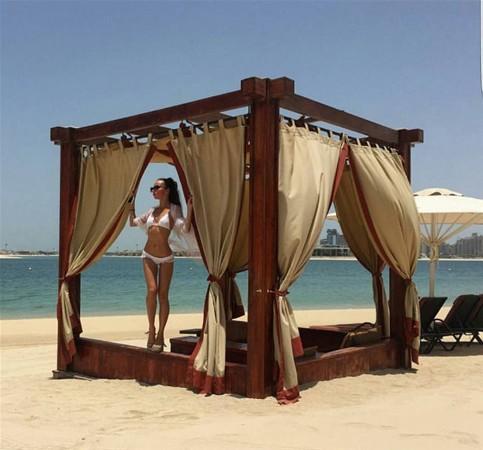 Varlı övladlarının  DƏBDƏBƏLİ HƏYATI (FOTOLAR)