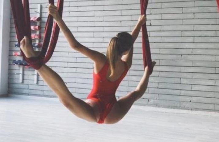 Bu gimnastın 600 min kişi izləyicisi var  -  FOTOLAR