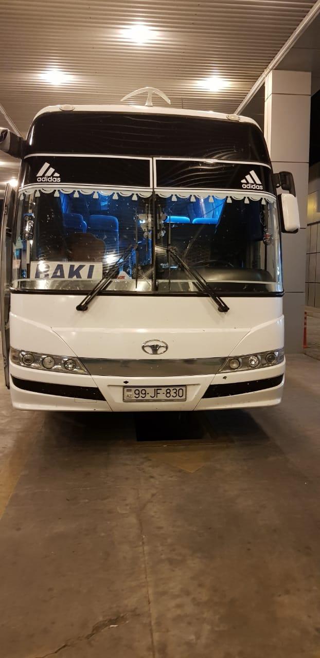 Avtobusla ölkəyə külli miqdarda siqaret keçirmək istədilər   - VİDEO