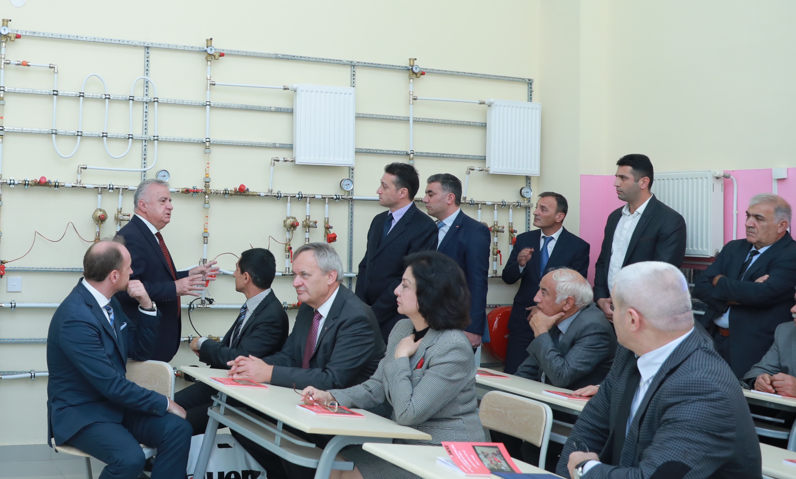 Hertz Armaturen şirkəti AzMİU-da daha bir laboratoriya stendləri açdı    - FOTO