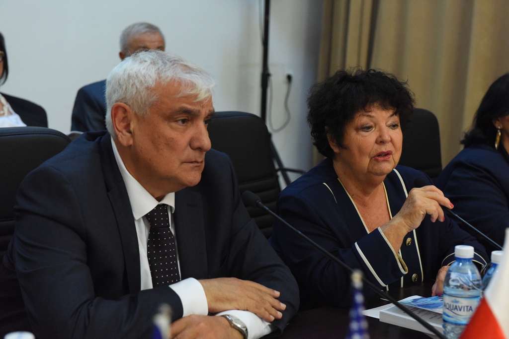 ADU-da III Beynəlxalq elmi konfransı işini başa çatdırdı   - FOTO