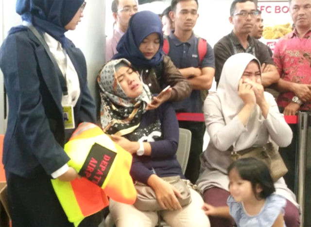 İndoneziyada dəhşətli təyyarə qəzası    - 188 ÖLÜ (VIDEO-FOTO)