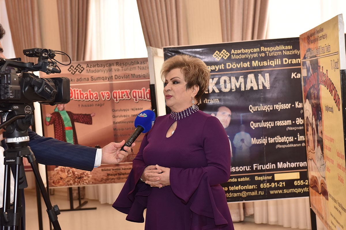 Sumqayıt Dövlət Dram Teatrı 50 yaşını qeyd etdi  â€“ FOTOLAR